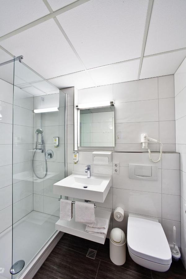 Hotel Am Dom Fulda Room photo